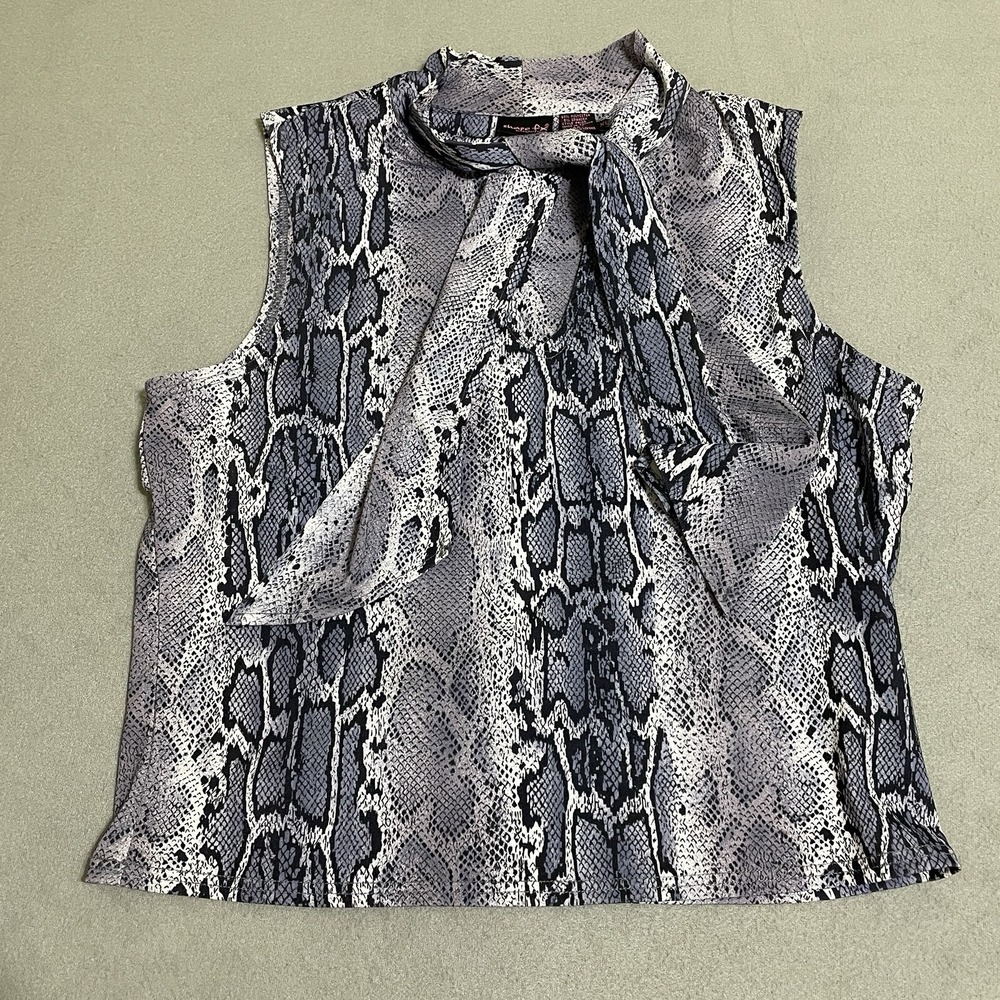 Vintage Y2K Size XL Snake Print Shirt Mob Wife Vixen Grunge Office Rockabilly